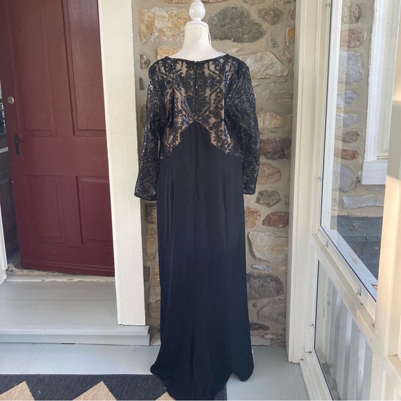 Tadashi Shoji PARULA GOWN Sheer Sequin Maxi Dress APU2132LX-BK/ND 18Q - Picture 8 of 16